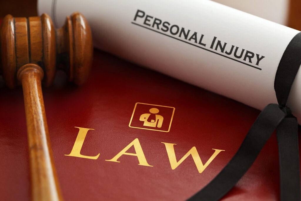 How a Rhode Island Car Accident Lawyer Can Maximize Your Compensation