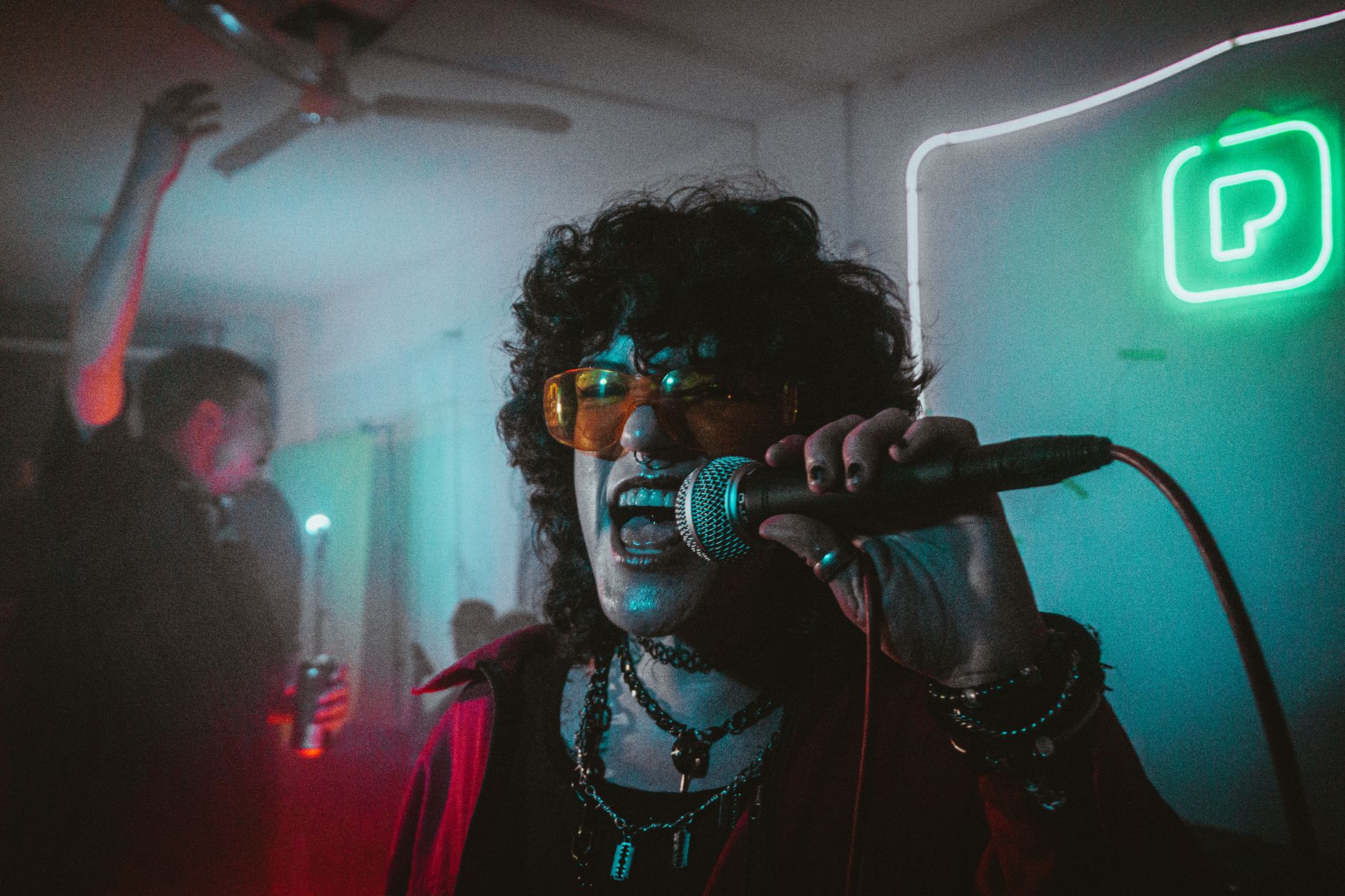 The Art of Karaoke Hosting: How to Keep the Crowd Coming Back for More