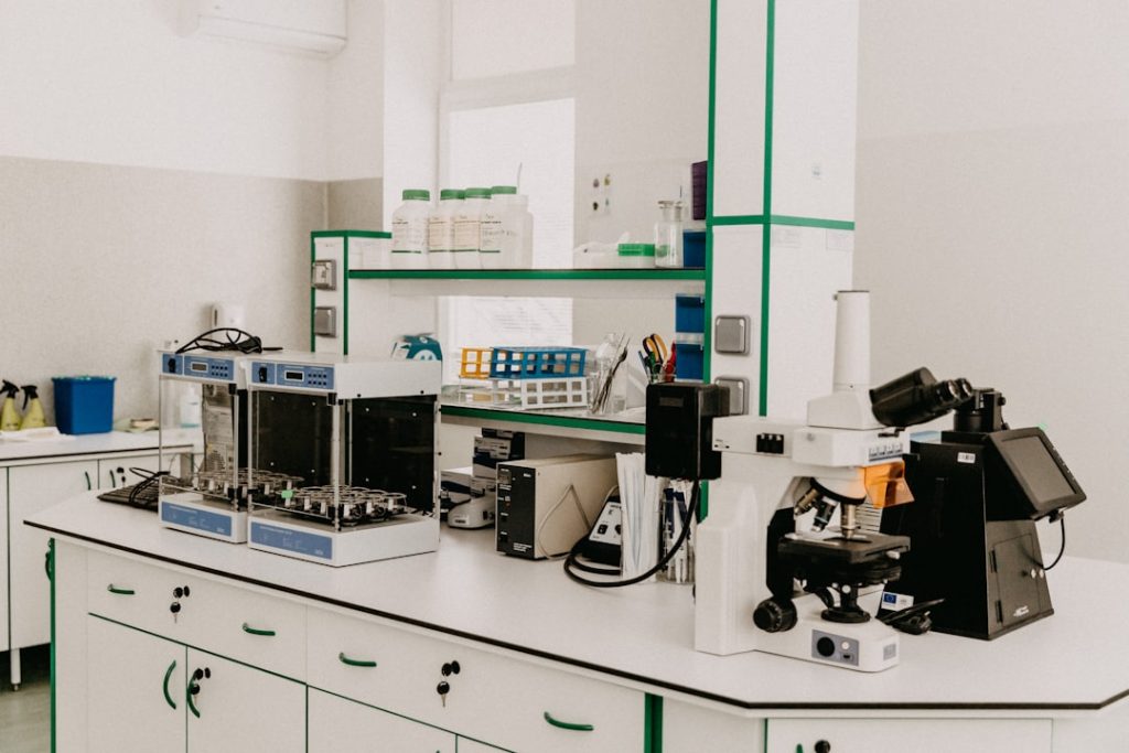 How Modern Drug Testing Is Adapting to Synthetic Urine Challenges